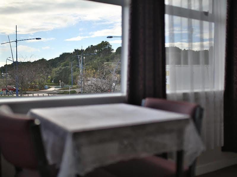 Masonic Hotel Waitara Exterior foto